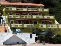 Nereides Seaside Apartments Hotel a 
