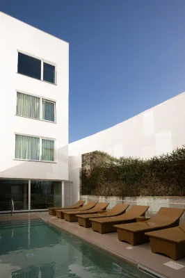 Torel Terra Brava Hotels near A Mulher do Capote