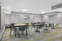 Spark by Hilton Colorado Springs I 25 Central - parkir