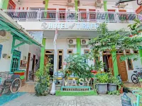 Super OYO Capital O 94297 Hotel New Tirken Hôtels à : East Tegal