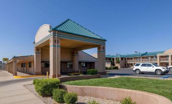 Days Inn by Wyndham Roswell