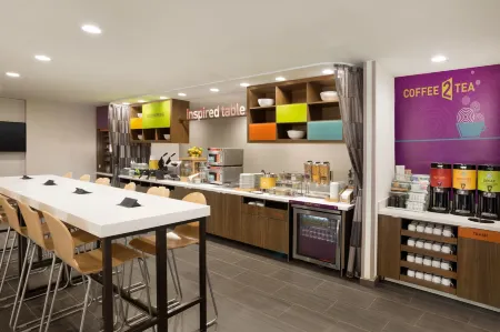 Home2 Suites by Hilton Houston Pearland Отели в г. Перлэнд