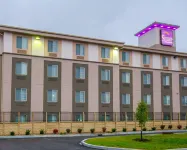 Sleep Inn & Suites and Conference Center Downtown - 2-Star