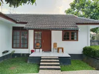 Villa Estria Hotel dekat Camping Gayatri Mountain adventure