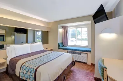 Microtel Inn & Suites by Wyndham Burlington Hôtels à : Burlington