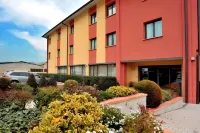 Inn Hotel Hotel in zona Mulino Di Sorcella.