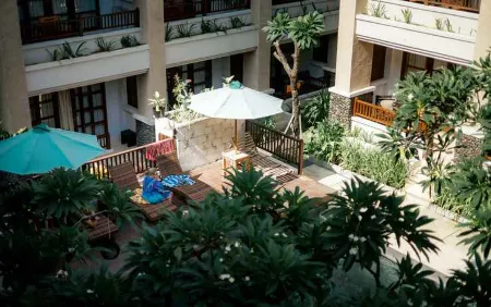 Fourteen Roses Beach Hotel