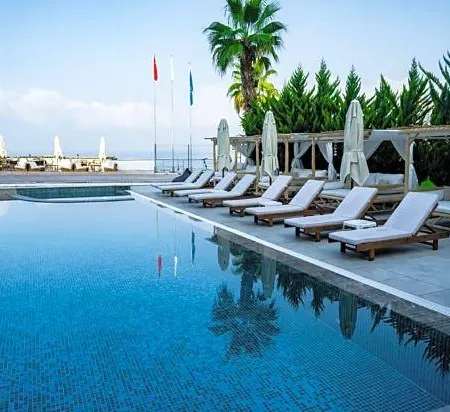Qinn Hotel