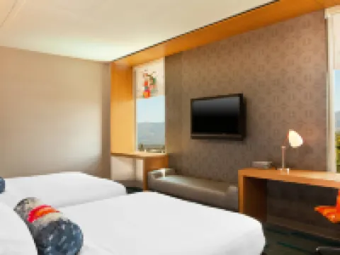 Aloft Ontario-Rancho Cucamonga Hotels in San Bernardino County