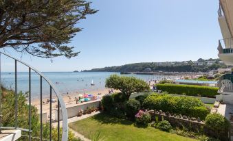 Swn Y Tonnau - Sea Front Apartment Spectacular Sea Views Parking Direct Beach Access