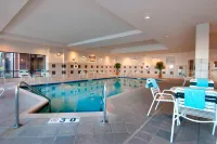 Courtyard Madison East