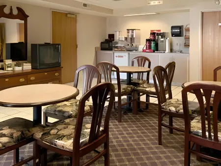 Days Inn by Wyndham Grayson Отели в г. Грейсон