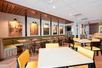 Fairfield Inn & Suites Duluth Waterfront - breakfast