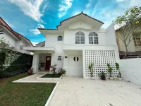 Sakala Home at Sentul City (4BR - 15Persons)