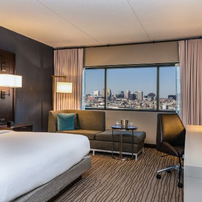 King Room With Newark Skyline View-Top Floor DoubleTree by Hilton Hotel Newark Airport Promo Code