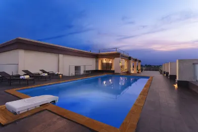 Nataraj Sarovar Portico Jhansi