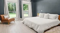 Beautiful 3-bedroom, 2 Bath New Build Home on Lake Palestine with WiFi, AC