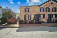 Historic 3 Bedroom Downtown Annapolis Townhome