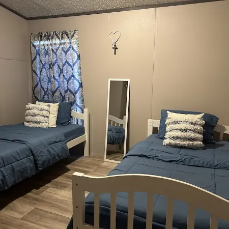 Cozy home in Montura. Within minutes from Clewiston. Quiet & a lot to do for all