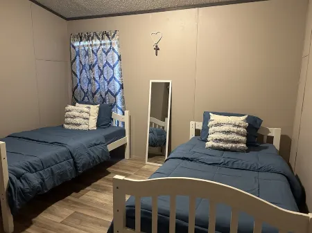 Cozy home in Montura. Within minutes from Clewiston. Quiet & a lot to do for all