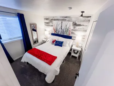 Beach Please!  Full Cozy Condo In Ocean Shores with Private Deck Hotels near Sharky's
