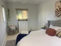A cosy fully renovated 2 bedroom dairy, in the heart of the Adelaide Hills Hôtels à proximité de : The Seasonal Garden Cafe