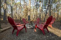 Jumbo 2Br in Hochatown•King Bed Ensuite•4700 Game Arcade•Parking•Hot Tub•Parking Hotels in McCurtain County