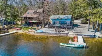 Beautiful lakefront Summer Lake House & Ski Cottage near Mt. Sunapee