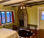 1930's Stone Cottage with spectacular views!