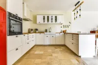 Villa with pool near the historic center - 2-Star