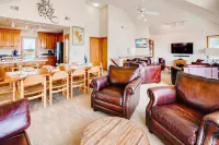 Oceanfront Pet-Friendly House with Private Pool in Salvo