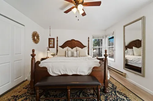 Peaceful country setting close to city comforts - hot tub and goat family onsite