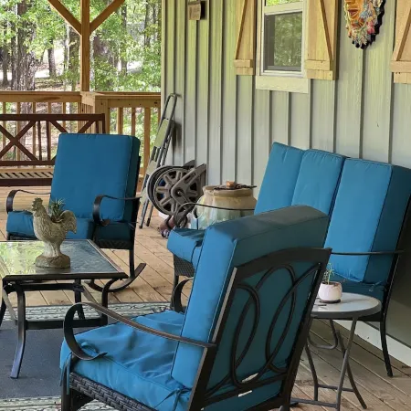 Rosie’s Peaceful Lake House