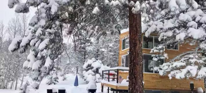 Spruce Mountain Getaway ~ Aspen House Hotels in Fremont County