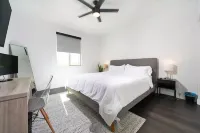 Coachella Oasis Hotel dekat Desert International Horse Park