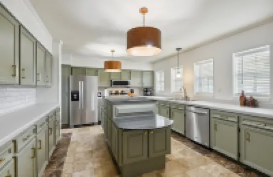 Venetian Garden Retreat with Arcade Games & Hot Tub