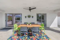 NEW! Desert Oasis! Large Pool/Spa + Firepit + Gameroom