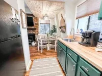 Ski To Me, Sugar Mountain