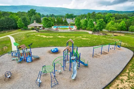 Lake Arrowhead Oasis - Luxury Rental Отели в г. Чероки