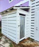 Cozy New Studio Suite on beach block - 7th lot, 1 minute walk to the beach!