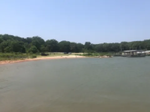 Cozy Christmas Getaway Awaits at the Green House!