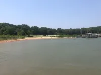 Green House on Texoma, Sandy Beach/Boat Ramp