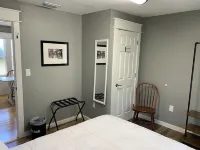 Jubilee Cottage in the heart of Daphne!