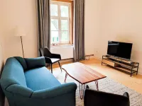 Renovated historic apartment - bright and spacious