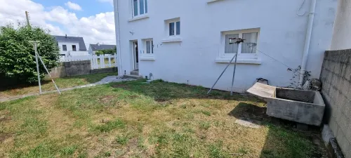 Beautiful, fully renovated, elevated house in Lambell - 5min beaches