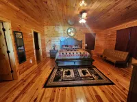 Breathtaking Panoramic Skyline Mountain Top View Cabin