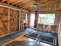 Spacious Mountain Retreat – Sleeps 12 – Pool, Hot Tub, Peaceful & Beautiful! Hotels in Smyth County