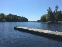 Kettle Cove in Sebago Lake, Maine キャスコのホテル