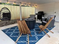 1 mile to Main Street in Monroe - Newly Renovated - Pet Friendly - Fenced Yard