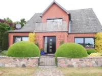 You will find relaxation and a peaceful idyll here in the Apartment-Feldsteingarten